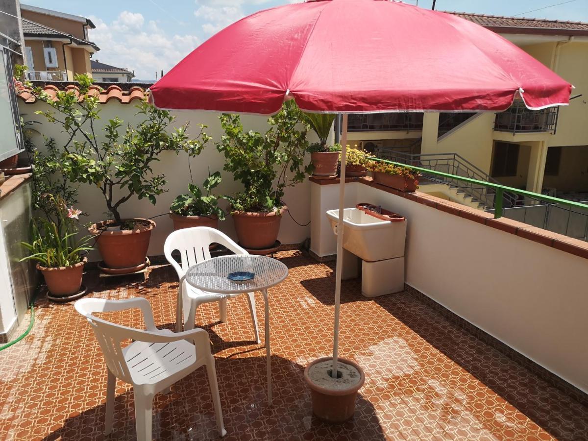 Ferienwohnung Casa Carmela Cellole Exterior foto